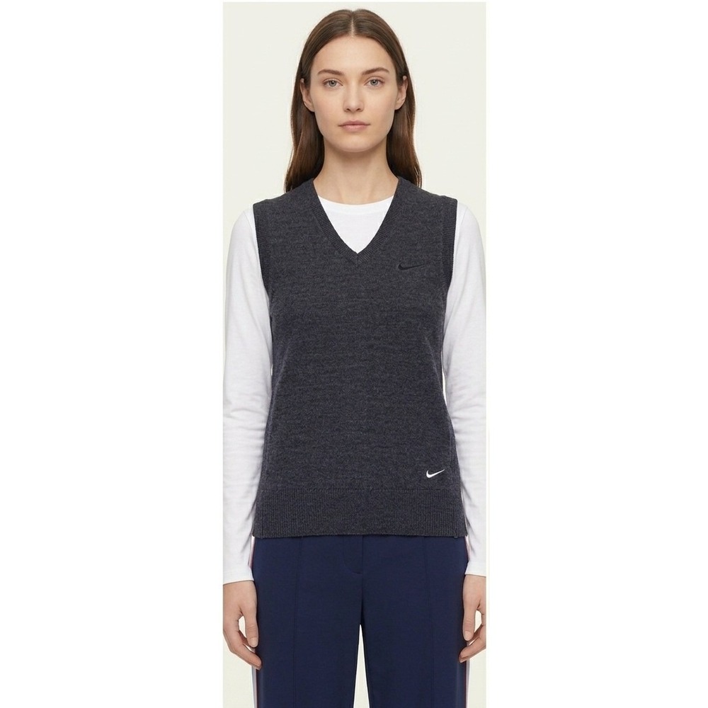 Nike Sweater Vest Womens XS Gray Merino Wool Blend Golf Tour Performance V-Neck
